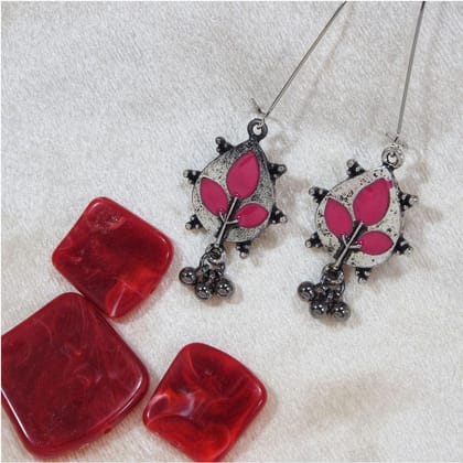 Antique Silver Plated Leaf Shaped Floral Enamel Work Long Ho