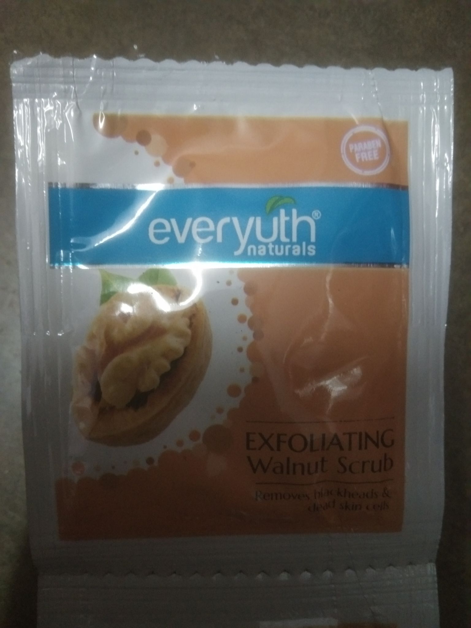 Everyuth walnut scrub