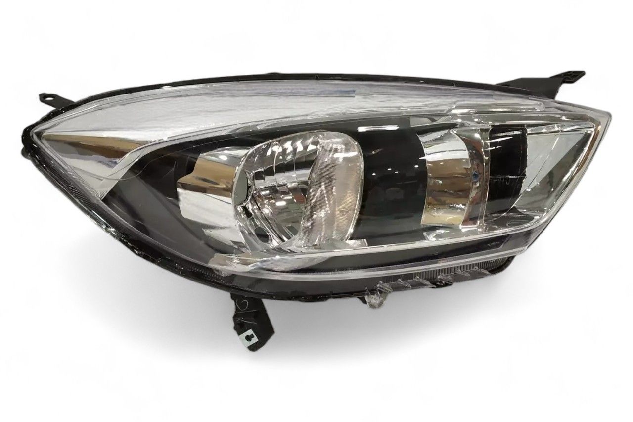 Lumax Head Lamp - RH AV516258