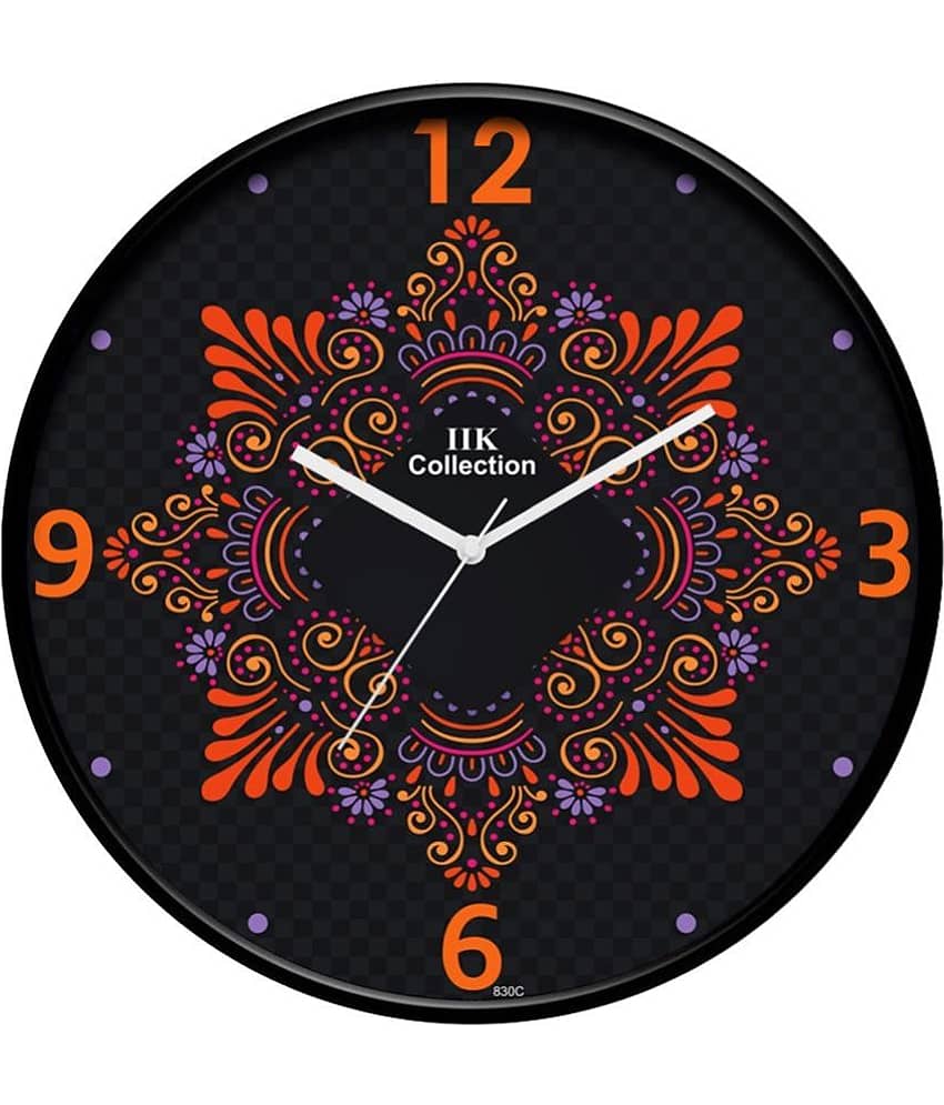 IIK COLLECTION - Circular Analog Wall Clock