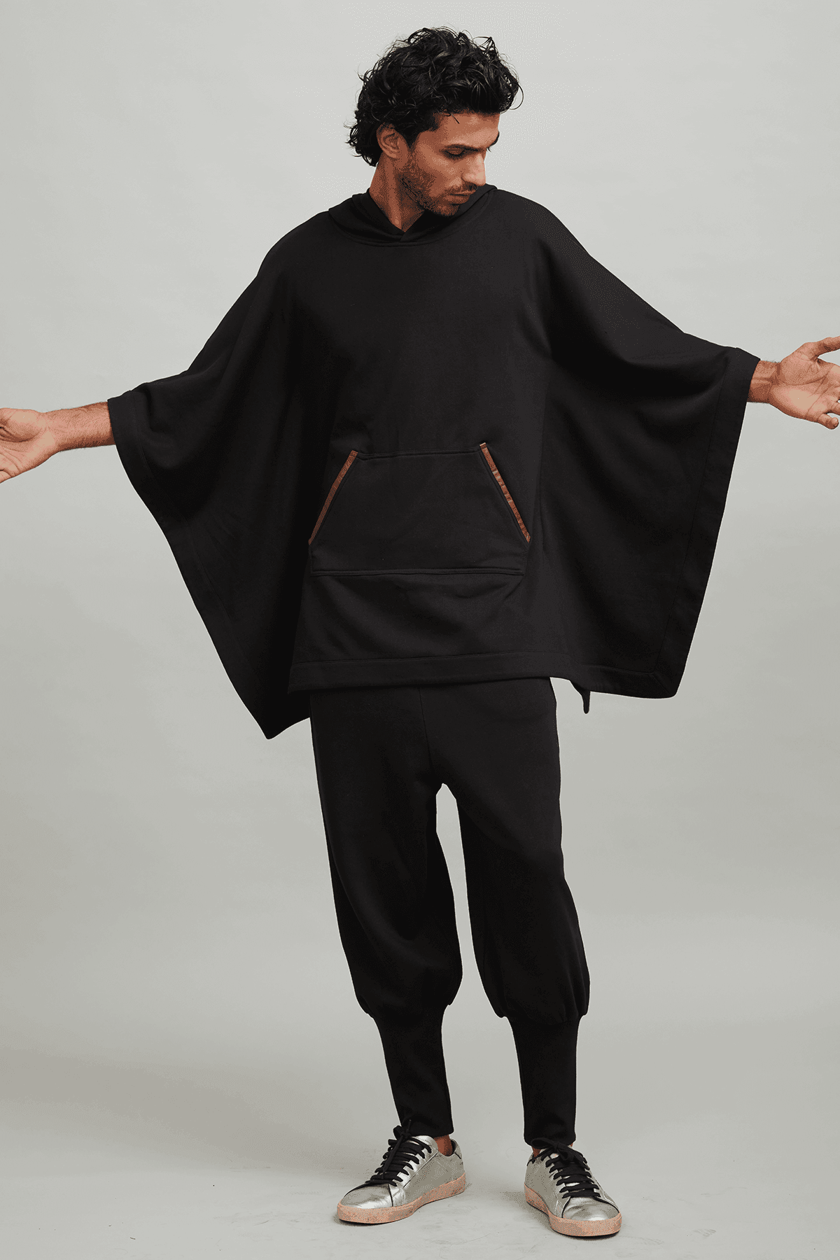 PONCHO HOODIE-S / Black