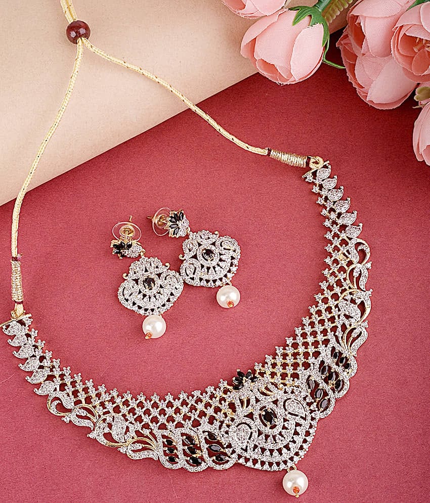 Ladymania Alloy Black Contemporary/Fashion Necklaces Set Choker