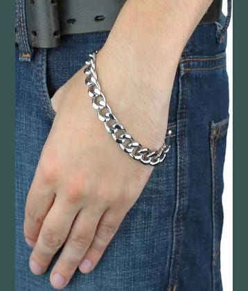Beauden Silver Bracelet ( Pack of 1 )
