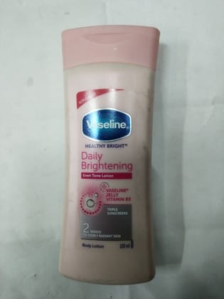 Vaseline daily brightening even tone vaseline jelly vitamin b3 lotion 