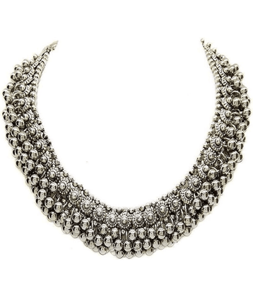 PUJVI - Silver Alloy Necklace ( Pack of 1 )