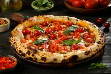 Naples - Peri Peri Spiced Mixed Vegetable Pizza