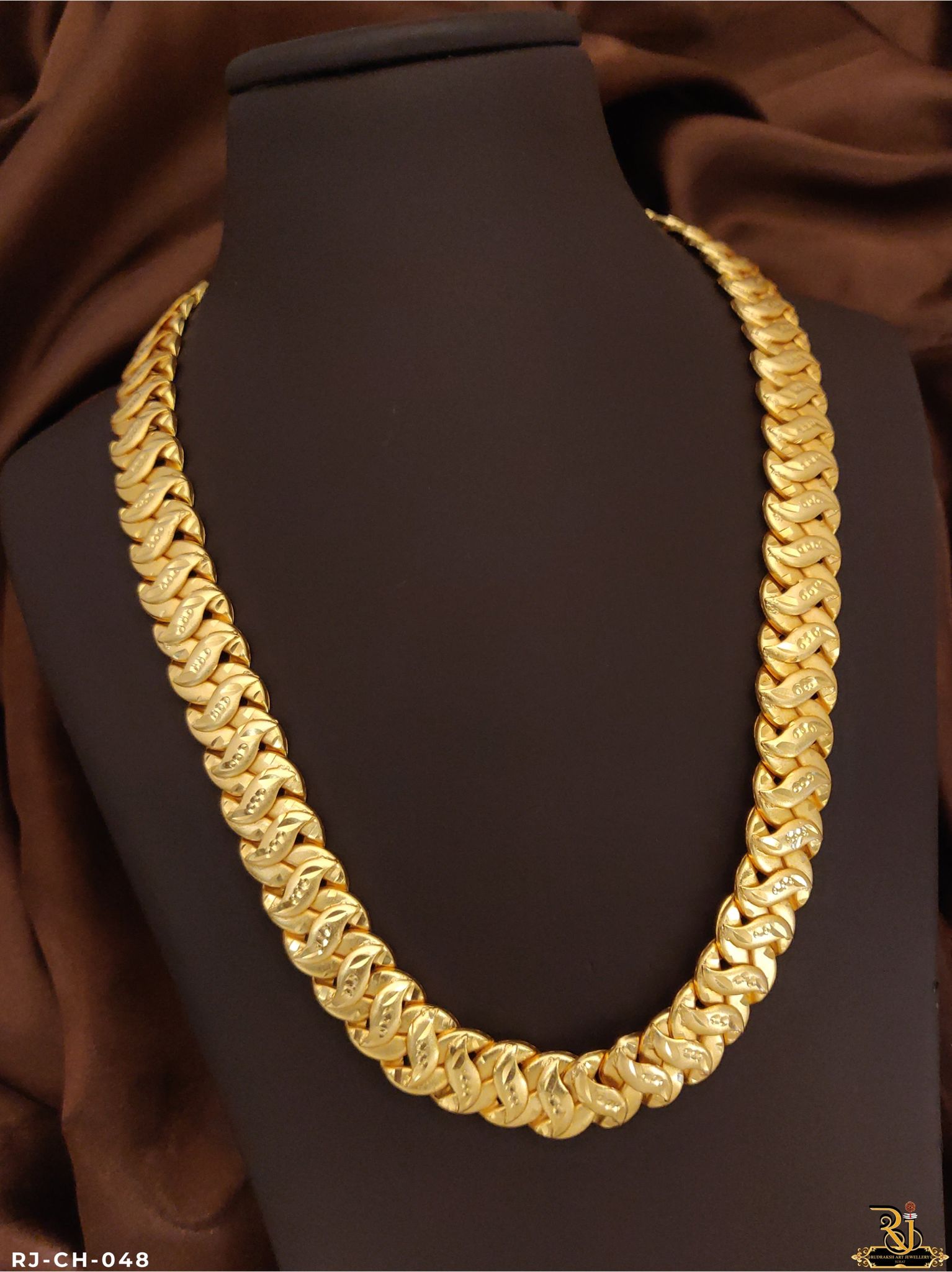Claasical Pokal Men’s Style Design Gold Pleted Chain CH-048