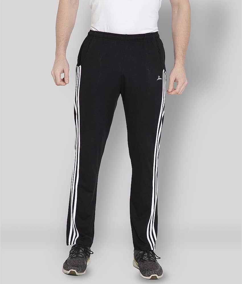 Zeffit - Black Cotton Blend Men's Sports Trackpants ( Pack of 1 )