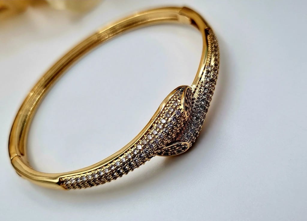 Snake Design Bracelet with Rhinestone