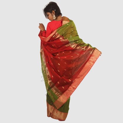 Olive Green Maheshwari Silk Saree with Diamond Border and Khat Buti