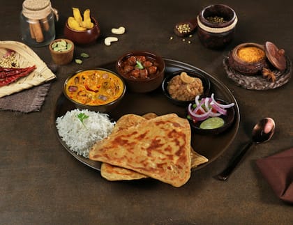 Mughlai Chicken Thali Meal