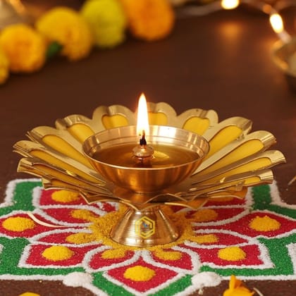 Iron & Brass Deepak Colour Yellow 4 Inch (ZMAS517 Y)