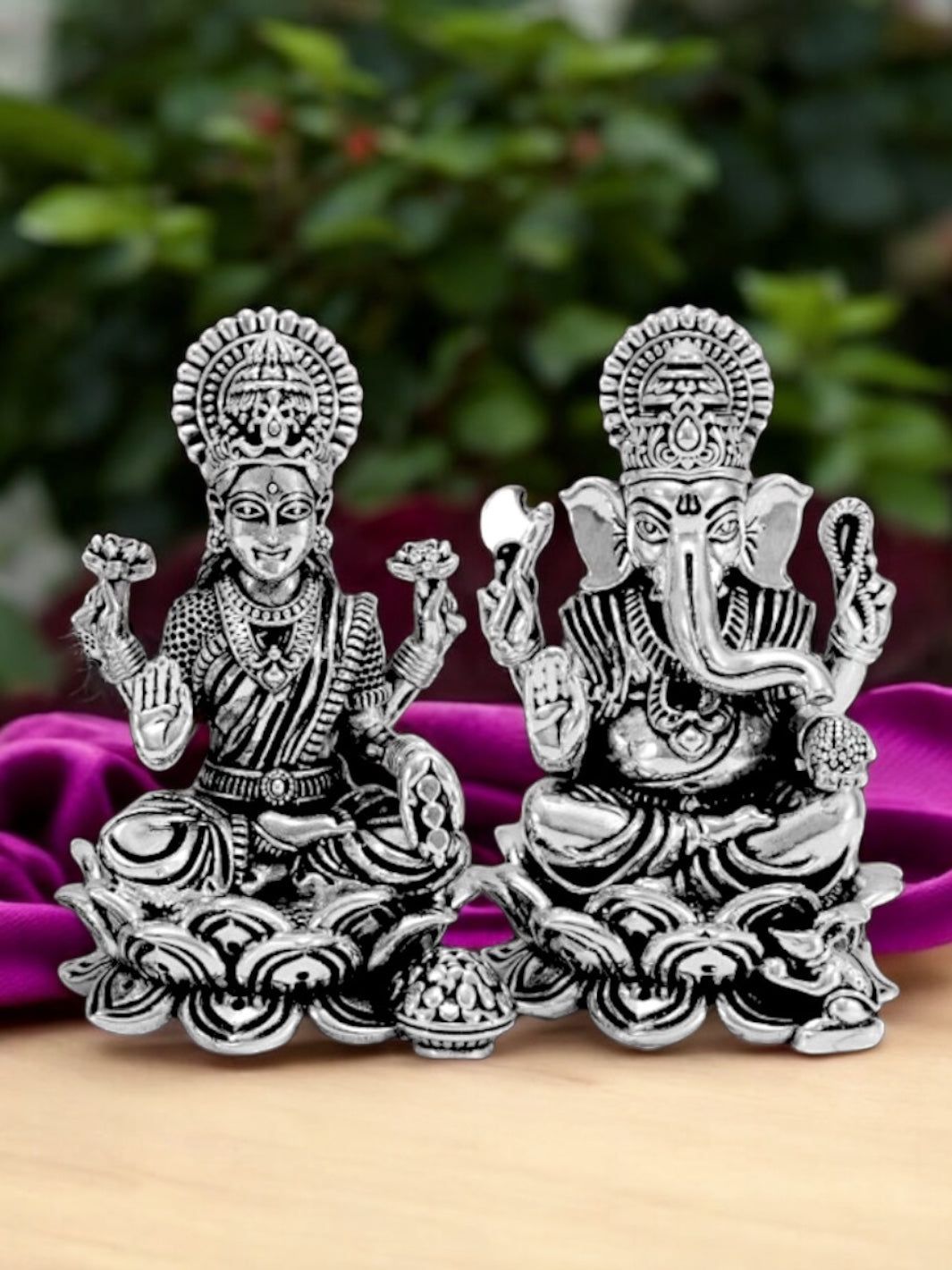 Pure Silver Laxmiji Ganeshji Idol-42 gm