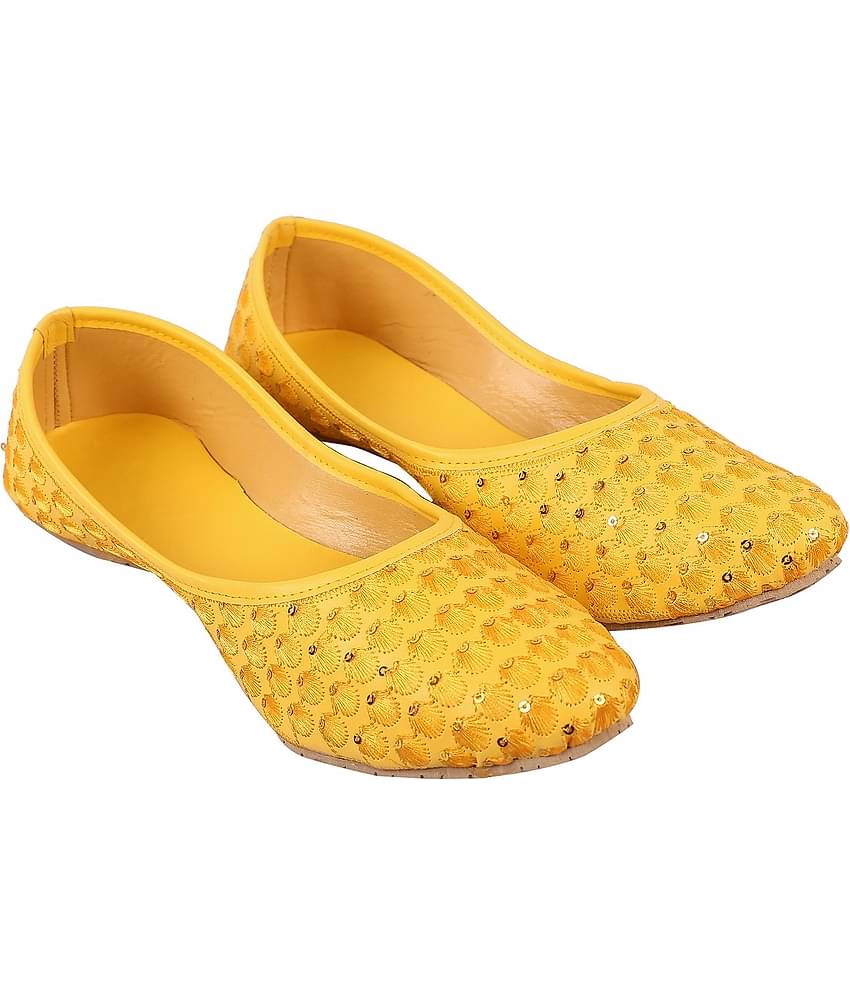 Apratim Yellow Ethnic Footwear