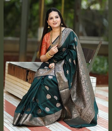 fab woven Art Silk Woven Design Banarasi saree With Unstitched Blouse Piece ( Green )