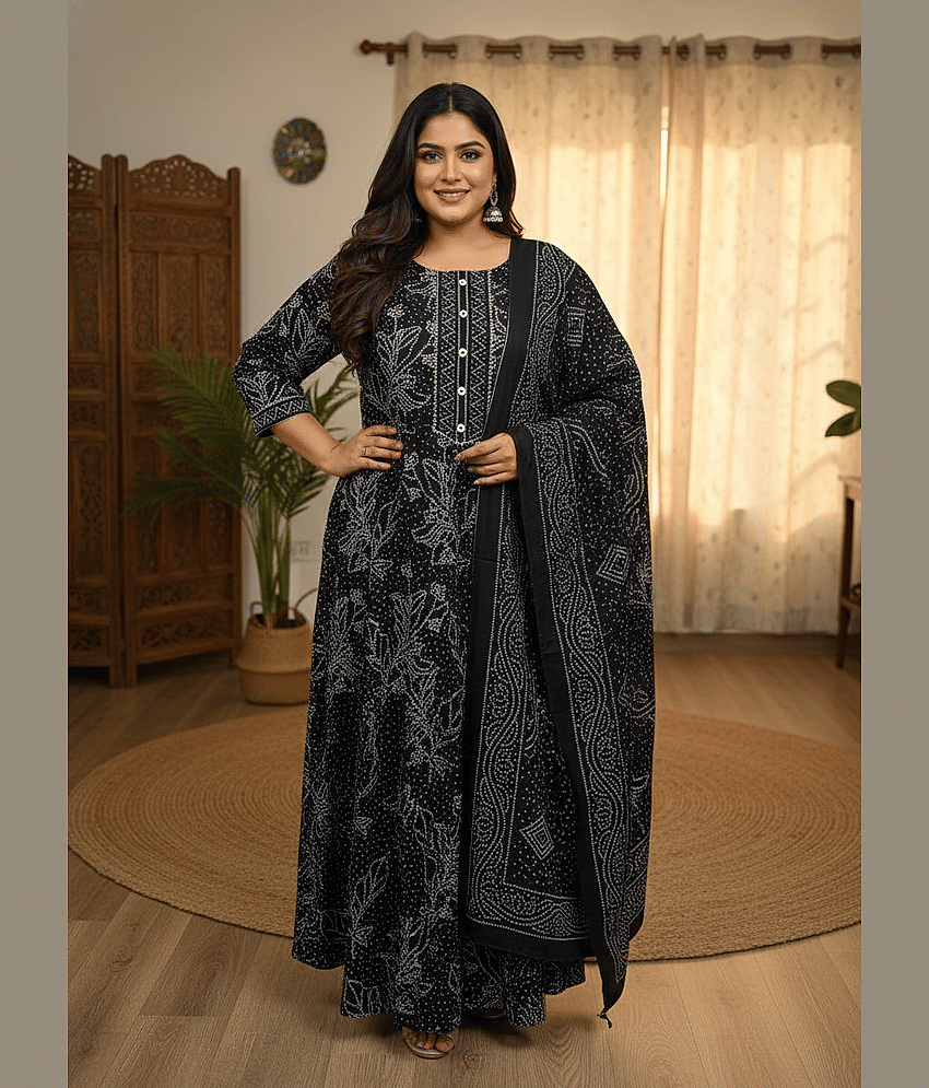 Swasti Women Cotton Printed Straight Kurti With Patiala Salwar ( Black )