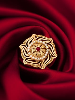 Morison Classic Solitaire Gold Ring Timeless Elegance