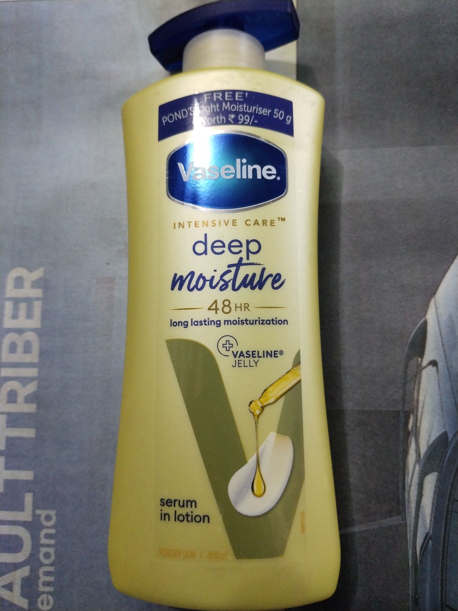 Vaseline deep moisture serum in lotion 