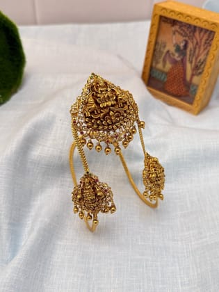 Antique Vanki 4028