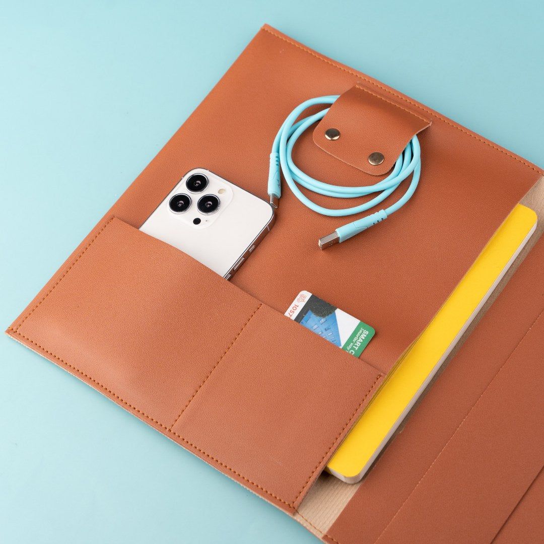 Stellar Sleeve - Business Meeting Organizer 47cm x 28cm Stellar Sleeve - Business Meeting Organizer 47cm x 28cm - Brown