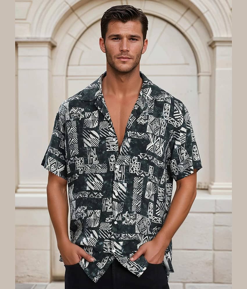 Bene Kleed Rayon Regular Fit Printed Half Sleeves Cuban Collar Men's Casual Shirt (Green)