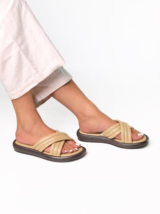 Artira Beige Flatform Heels-Beige / 37