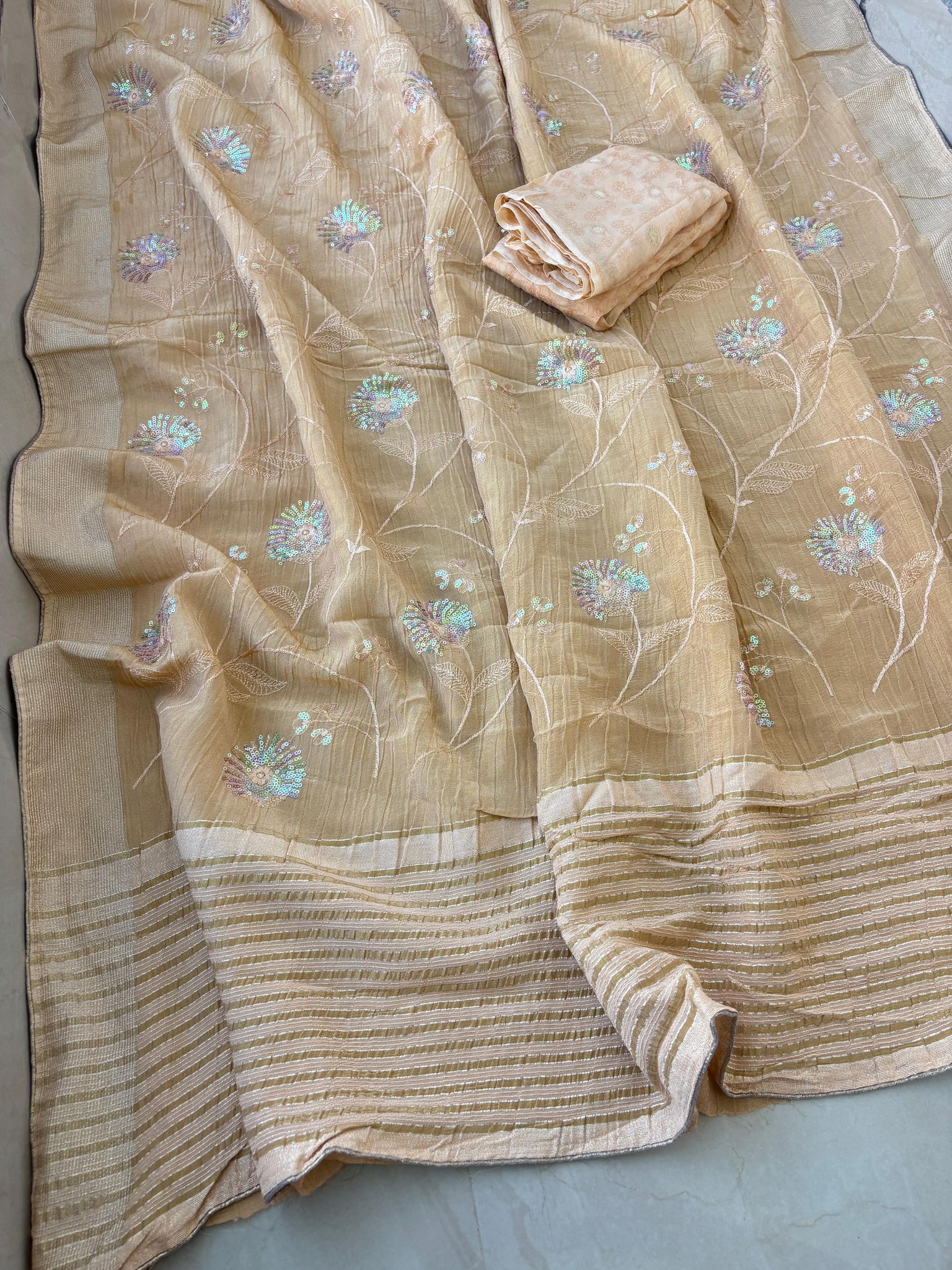 Pure munga silk fabric with beautiful Jaipuri bandej zari waiving work all over saree