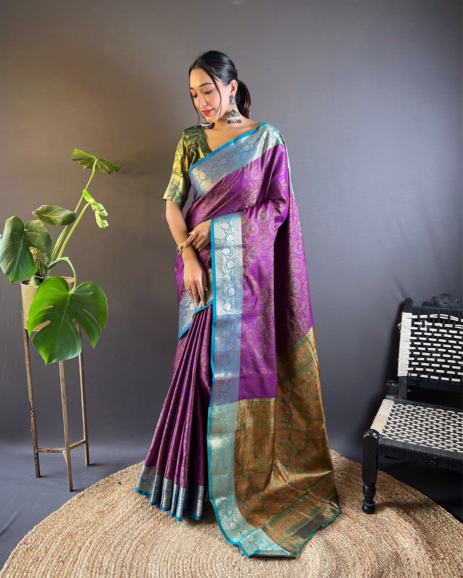 Pajeb Soft Kashmiri Silk Zari Woven Dark Purple Saree