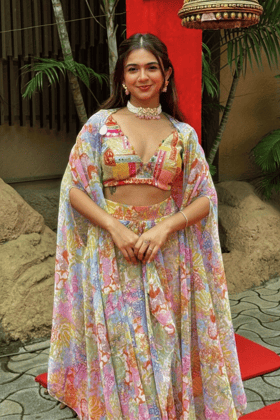 Apoorva in Alomoha printed drape set-XS