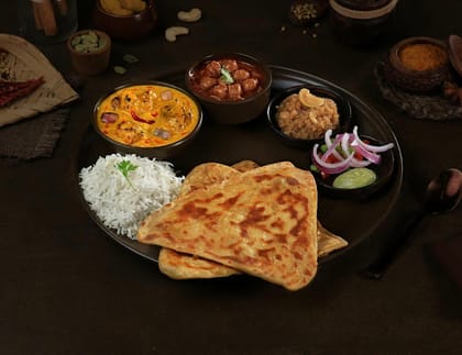 Mughlai Chicken Thali Meal