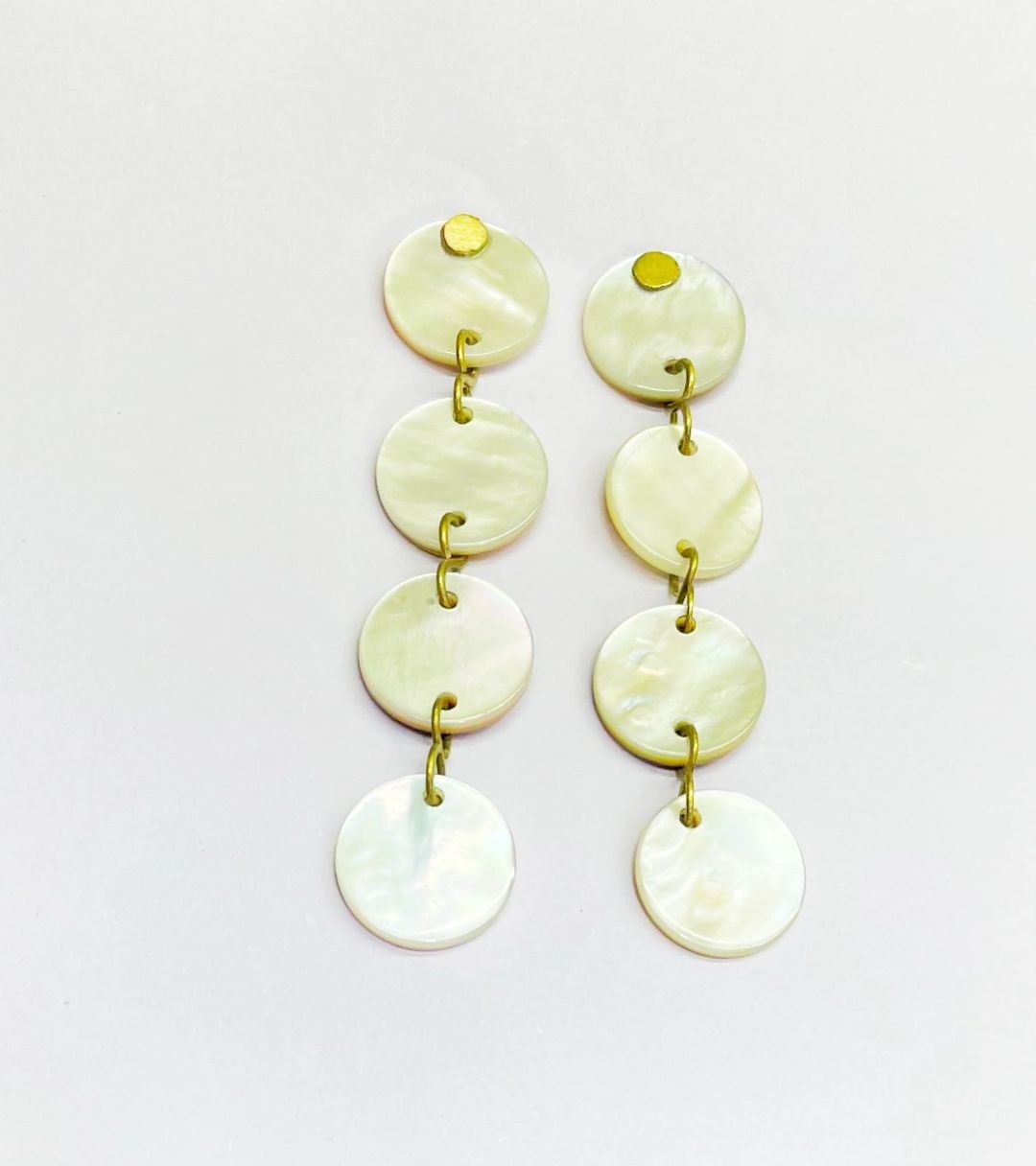 Mother of pearl Jupiter earrings