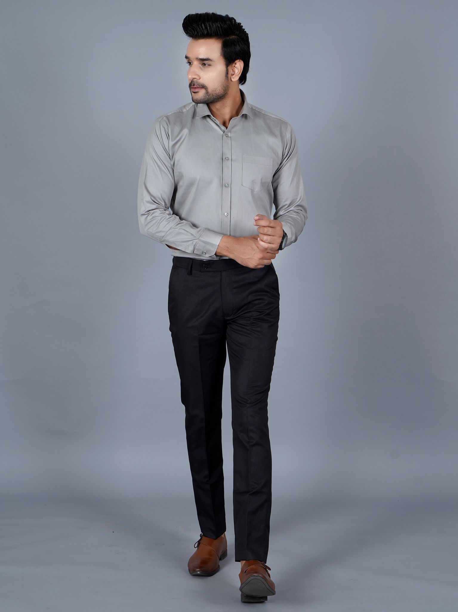 QVERR Slim Fit Men Black Trousers