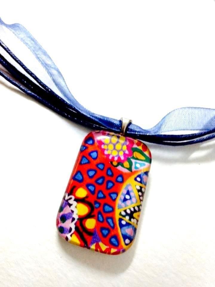 Triangle Bliss Rounded Cuboid Glass Pendant