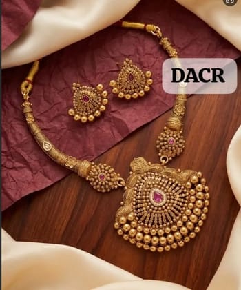 DACR TEMPLE HASLI NECKLACE SET B