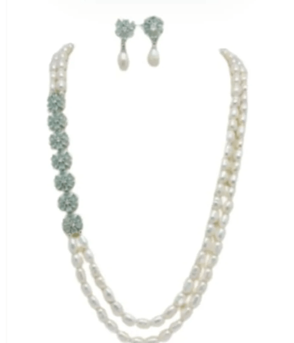 White Two Layer Emerald Bloom Pearl Set For Women
