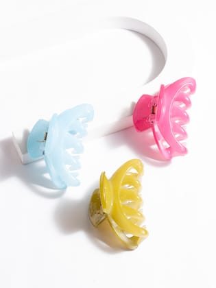 Set of 3 Women/Girls Acrylic Clip Set of 3 Women/Girls Acrylic Clip