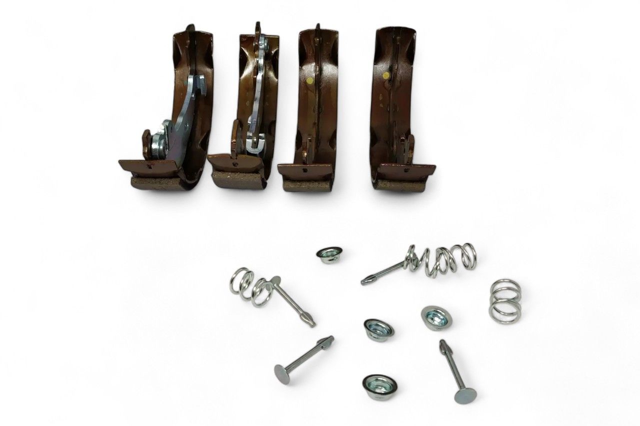 Maruti Suzuki Rear Brake Shoe Set AV876161