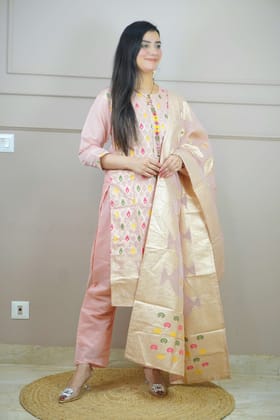 Peach Colour Thread & Moti Work Straight Kurta Set with Elastic Pant Dupatta-M / Peach