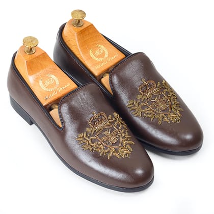 The Regal Bee Slipons (Brown)-EU 42 / UK 8 / Brown