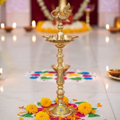 Brass Table Decor Mahabharat Oil Lamp, Deepak  - Antique Brass Deepak for Worship, Height : 22.5 Inch (FMAS686 D)