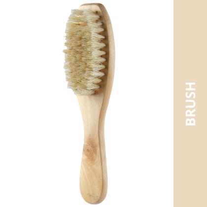 Trixie Natural Bristles Brush for Dogs and Cats (Natural Wood) Trixie Natural Bristles Brush for Dogs and Cats (Natural Wood) - 18x5cm