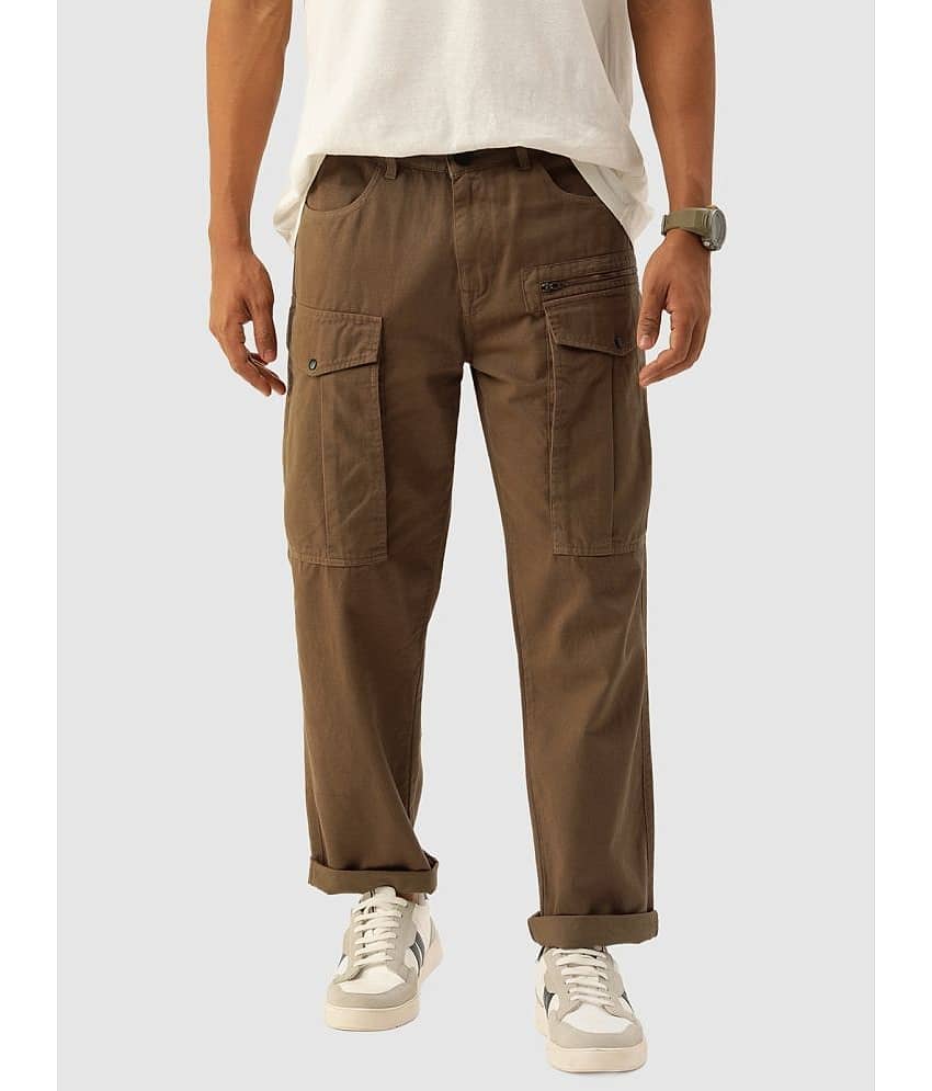Bene Kleed Men Solid Relaxed Fit Cotton Cargos Trousers