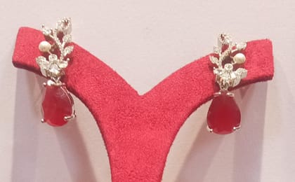 EARING AD