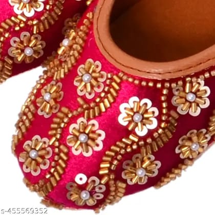 Heritage Walk, Sole Mates Mojari juti for Womens & Girls (JTF-41)