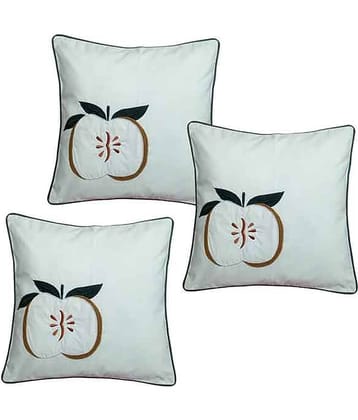 Hugs'n'Rugs White Cotton Cushion Covers - Set Of 3