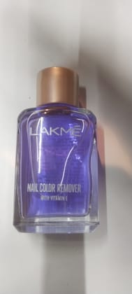 Lakme nail colour remover 