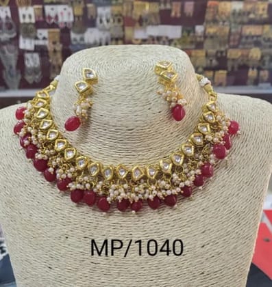 Kundan necklace