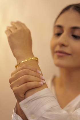 Honeycomb Luxe Bracelet-STAINLESS STEEL / GOLDEN / CLASP CLOSURE