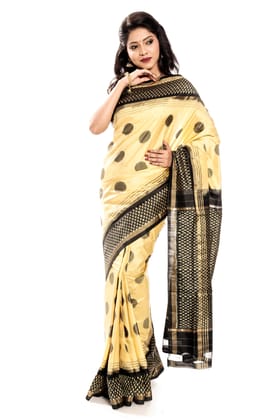 Cream Pochampally Saree With Round Motifs & Black Border