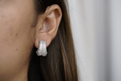 Silver Amalfi Huggies